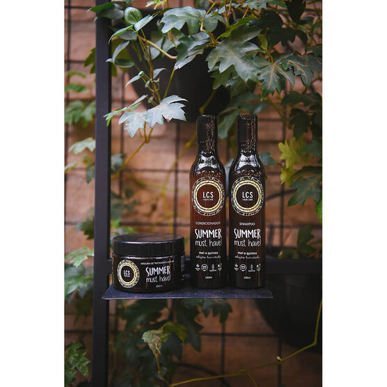 Shampoo Laces Summer Must Have