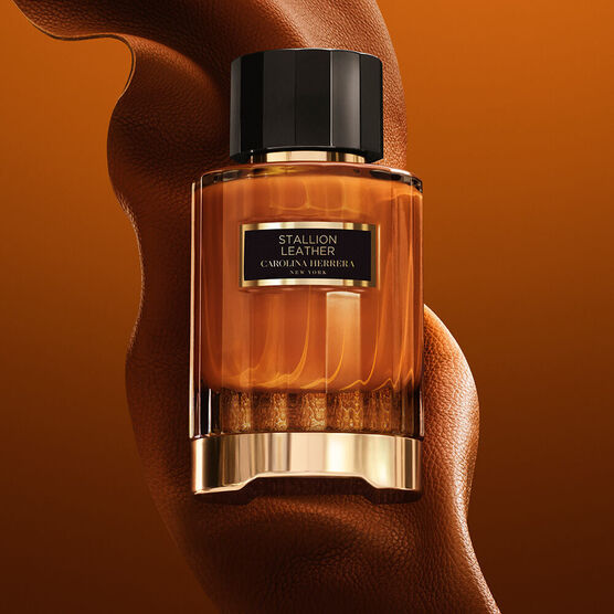 Perfume Carolina Herrera Confidential Stallion Leather Masculino Eau De Parfum